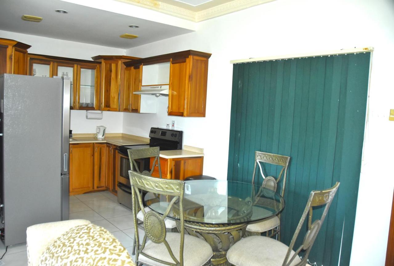 Embassy Deluxe Kingston