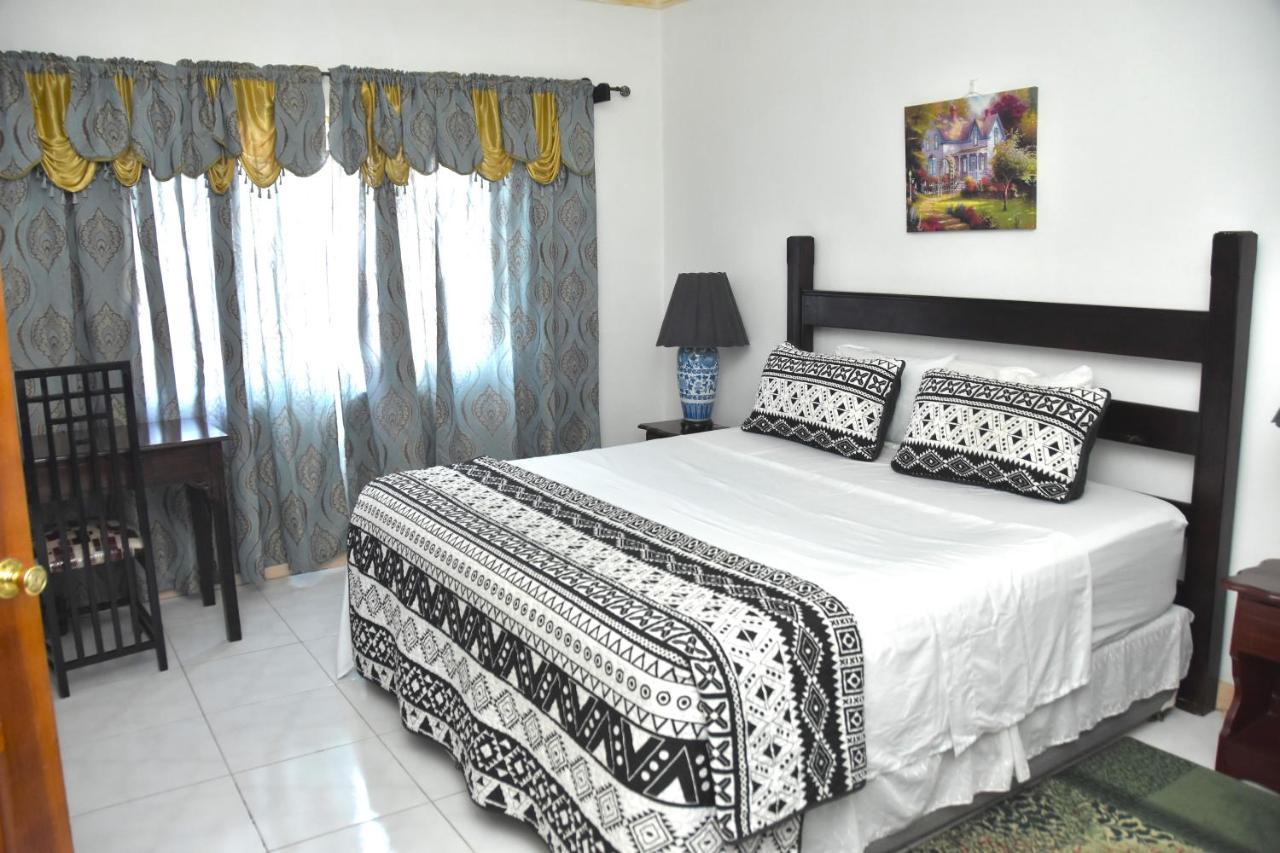 Embassy Deluxe Kingston